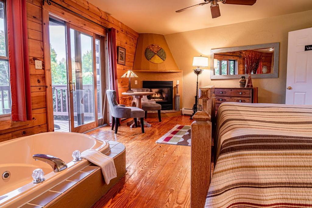 Point Au Roche Lodge Plattsburgh Dış mekan fotoğraf