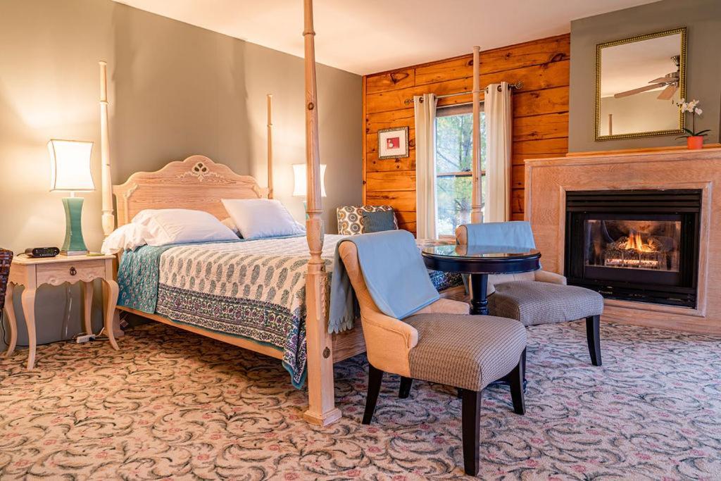 Point Au Roche Lodge Plattsburgh Dış mekan fotoğraf